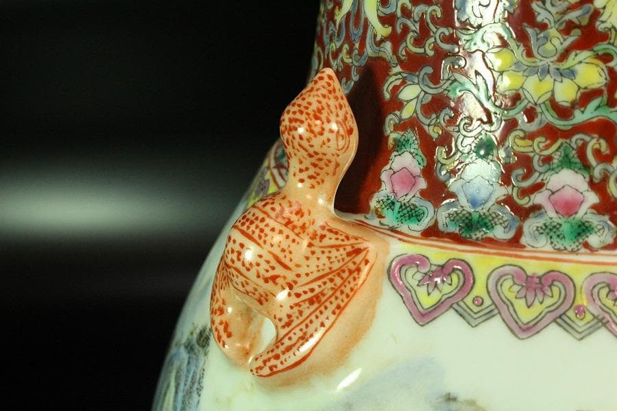 中国美術 色絵粉彩 山水画 題詞 瓶 景徳鎮 書 在銘(K-YC686)