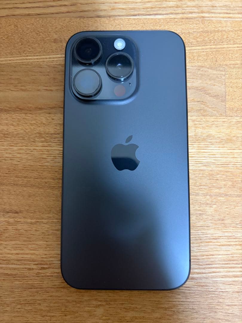 Apple iPhone 15 Pro SIMフリー　本体