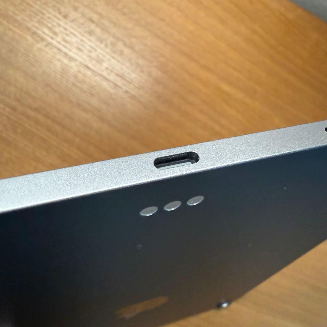 iPad Air (M3) 11インチ 256GB スペースグレー