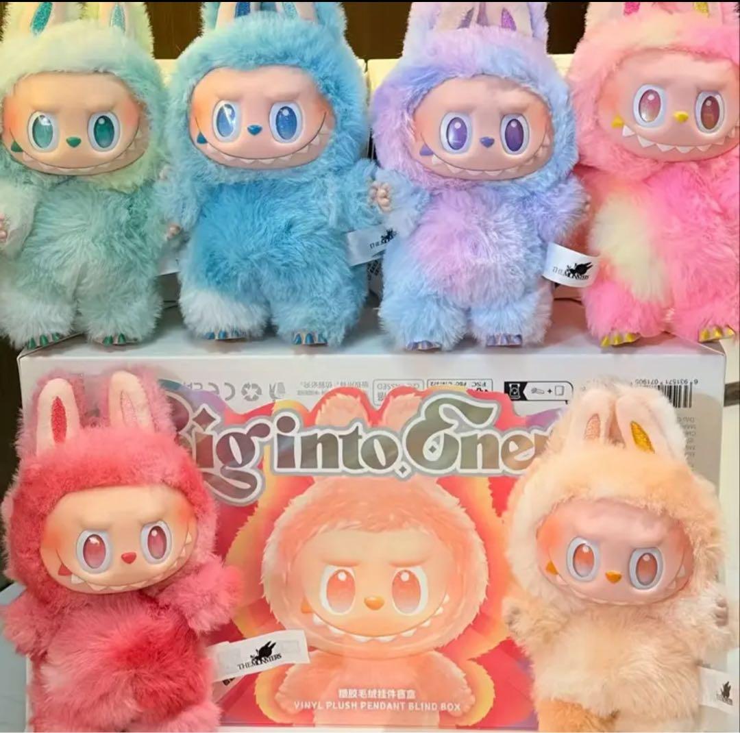 流行りの　POP MART ラブブ　3代目　ミステリボックス　1個