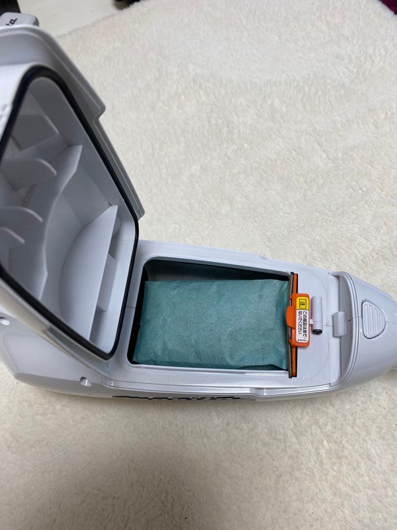 マキタCL107FD 充電式クリーナー 充電器　バッテリー 紙パック7個付き