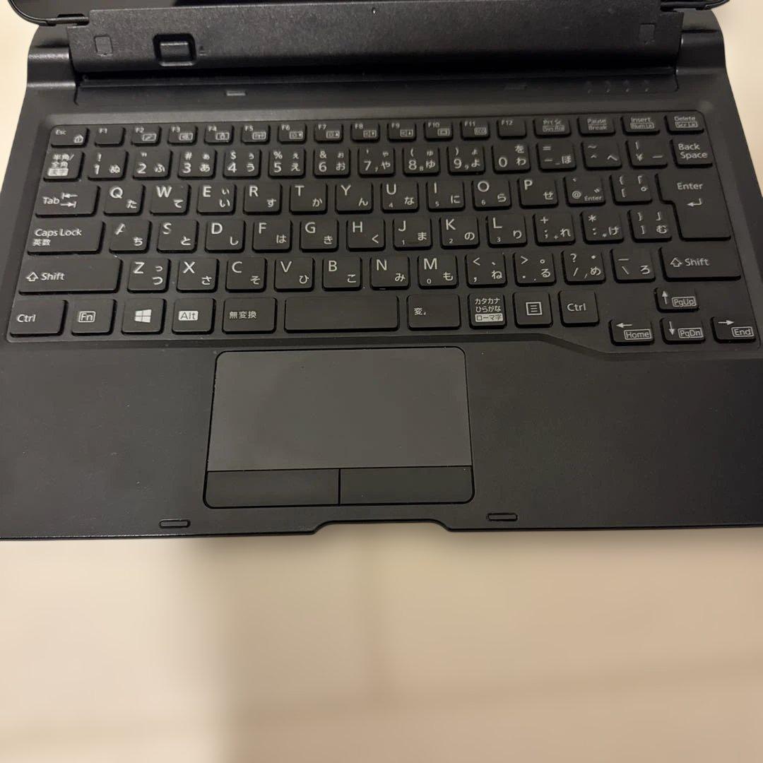 【良品】第10世代 i3 富士通 ARROWS Tab Q7310 Win11