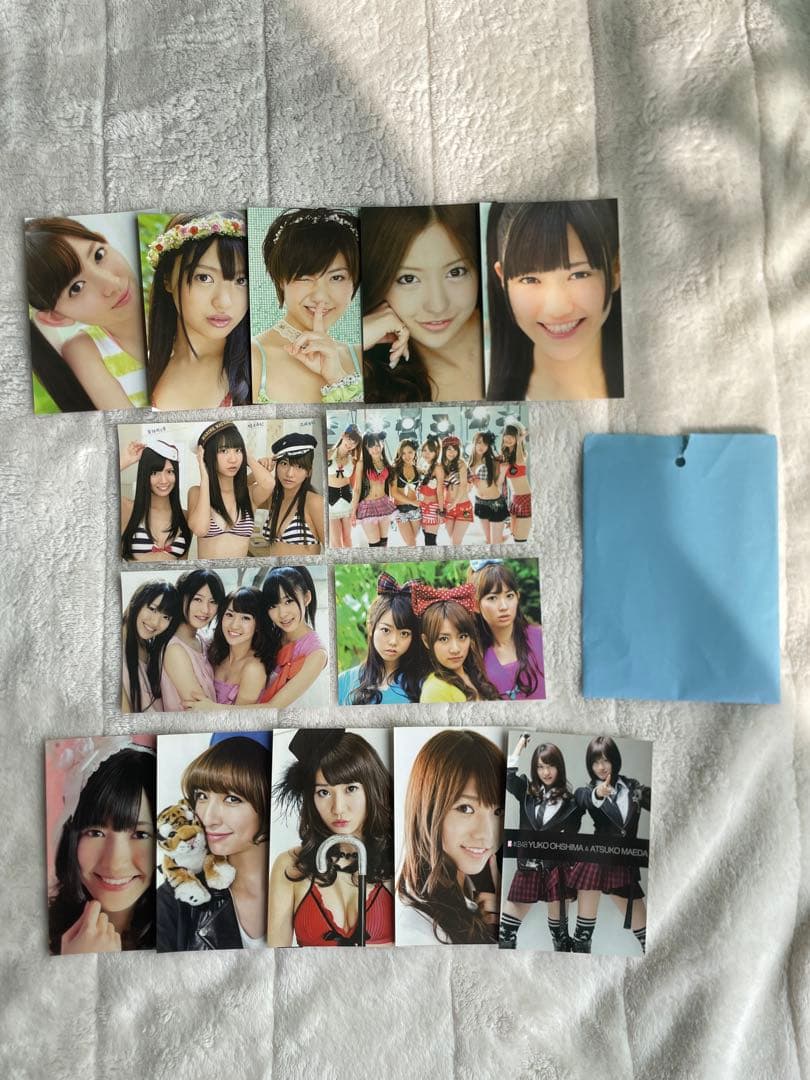 【激レア】 篠田麻里子サンタ衣装写真ケース 大量 AKB メンバー写真 おまけ付