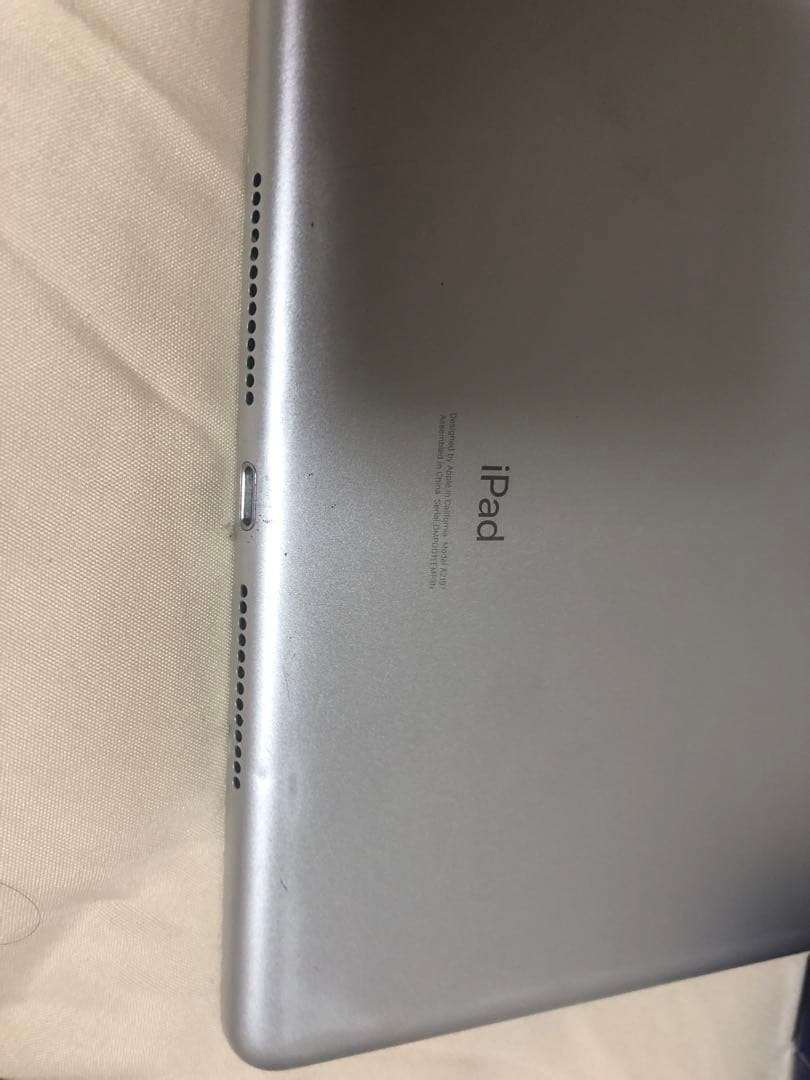 第7世代iPad、32GB WiFi、バッテリー残量87%。