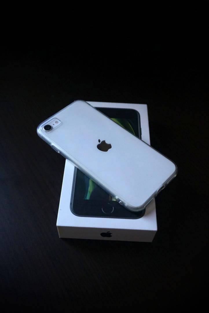 iPhone SE 第二世代 128GB SIMフリー
