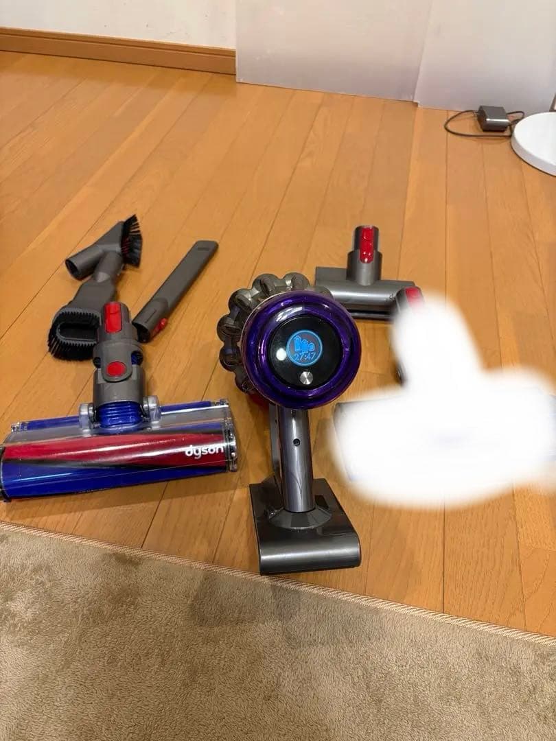 ダイソン V11 SV14 美品　スタンド付き　分解洗浄除菌整備済　NO.1