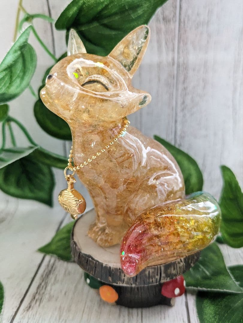 【ゼロ】虹色しっぽ！シトリンのきつねさん形オルゴナイト☆他２点