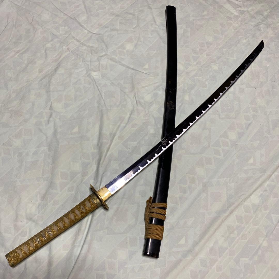 模造刀 黄色柄 雲龍楕円金鍔 花火絵黒鞘