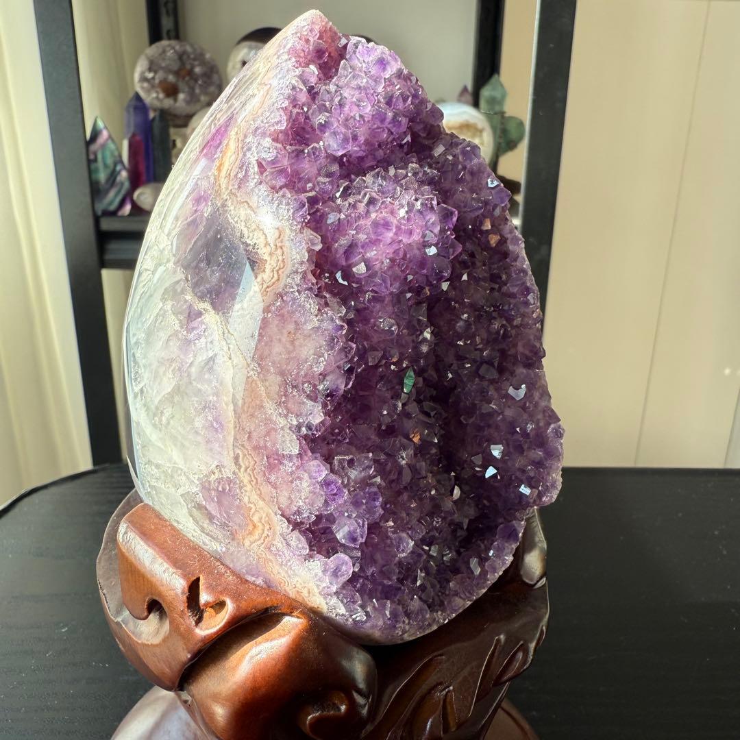 天然石アメジストのドーム　置物　台座付きNO.010915