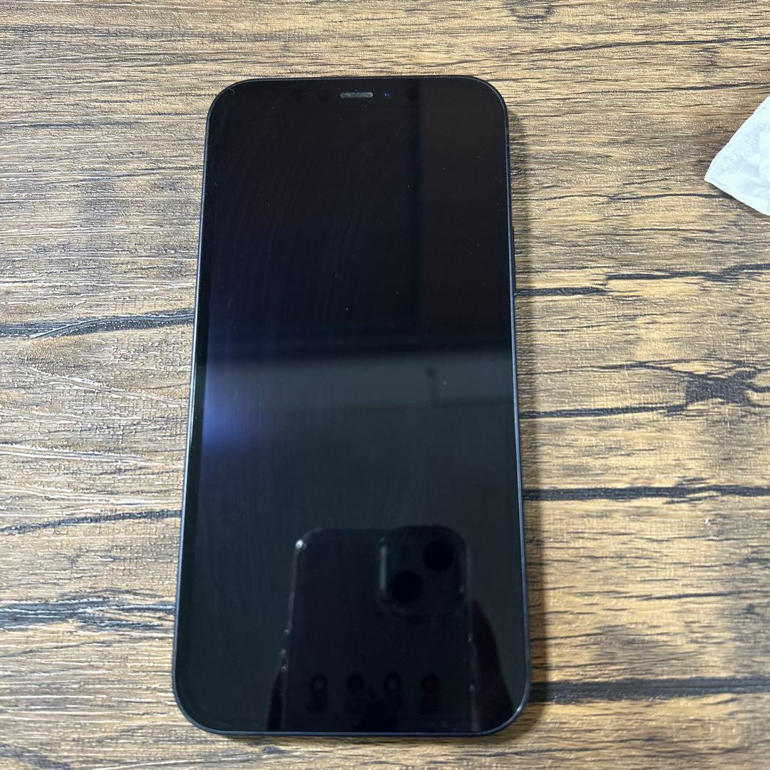 iPhone12背面割れ