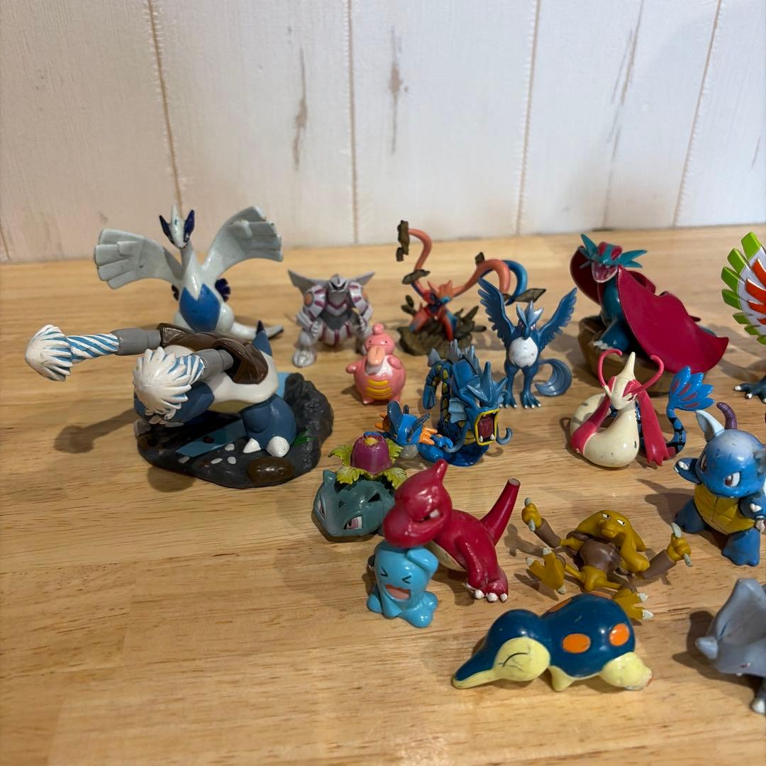 ポケモン　フィギュア