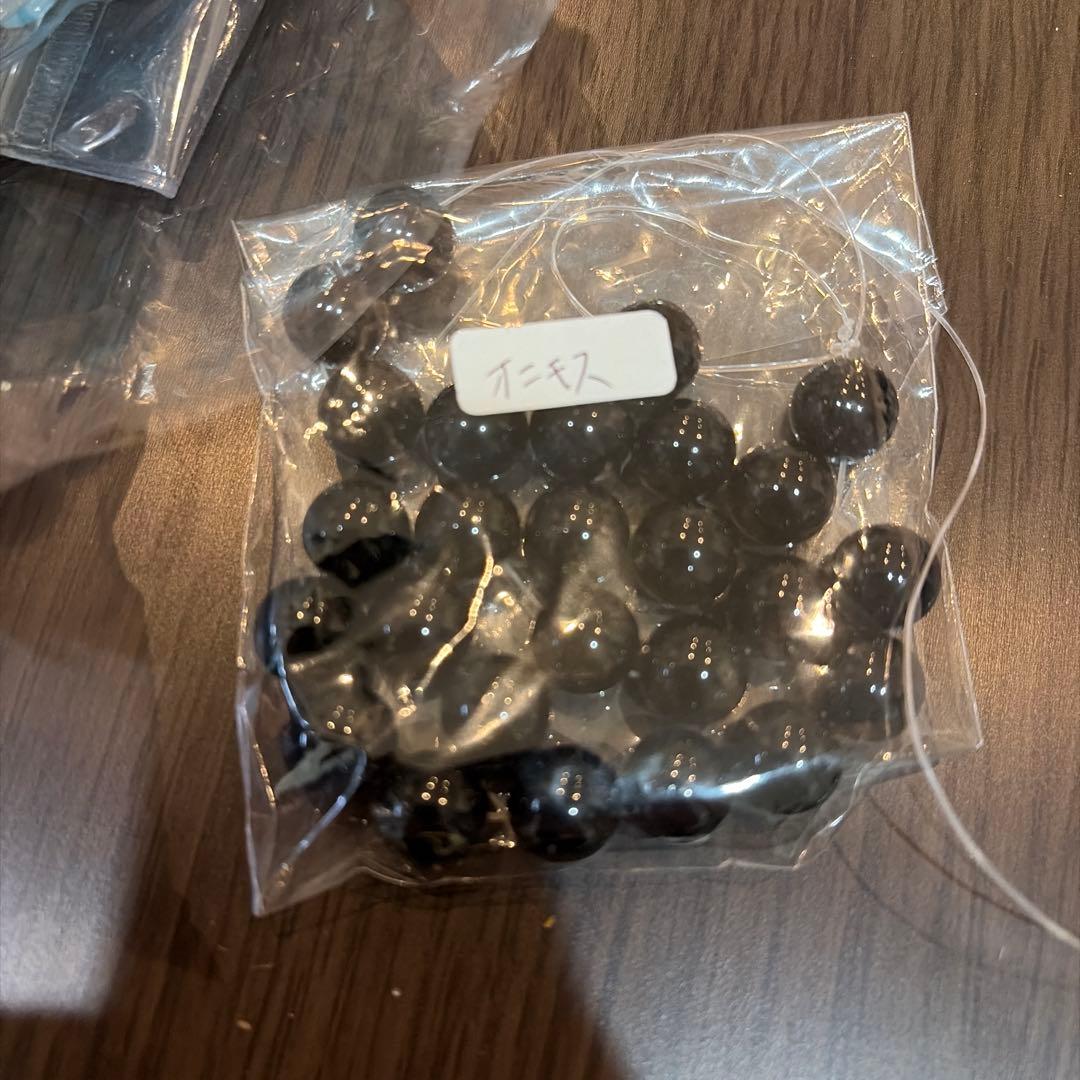 ブレスレット　色々　写真に写ってるものすべて相場がわかりません 値下げします