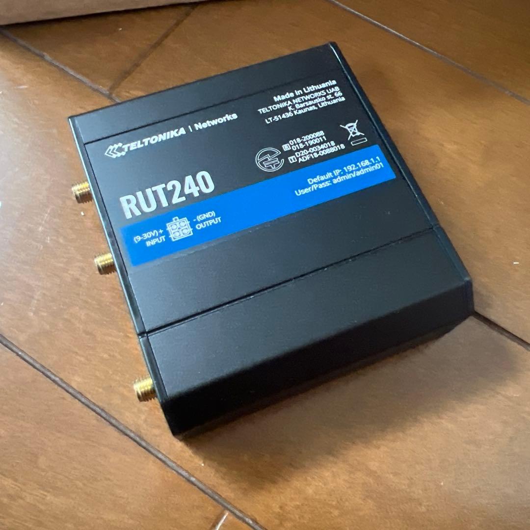 TELTONIKA RUT240 ルーター 産業用LTEルーター テルトニカ