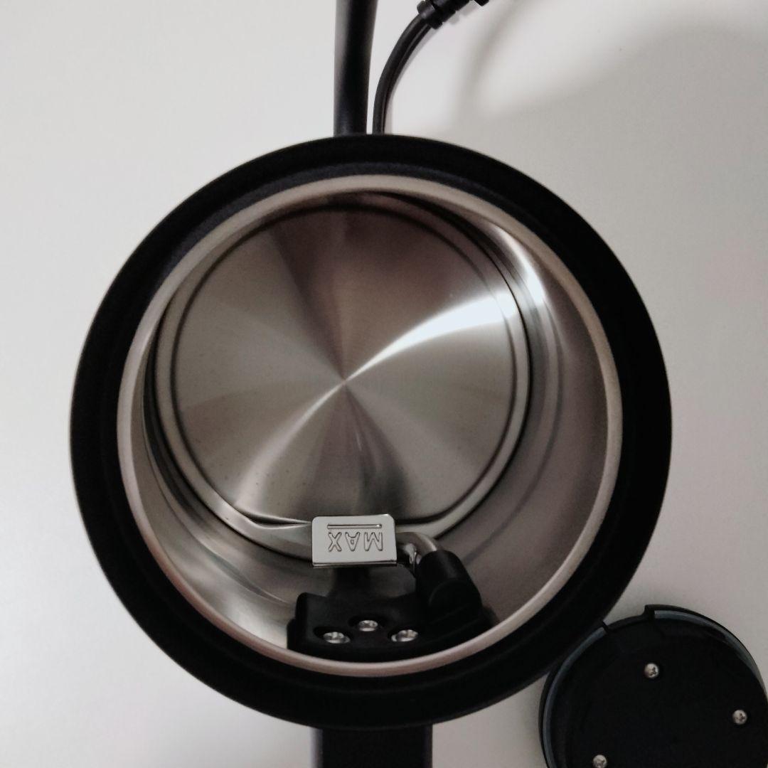 【新モデル】BALMUDA バルミューダ　電気ケトル　ブラック　733