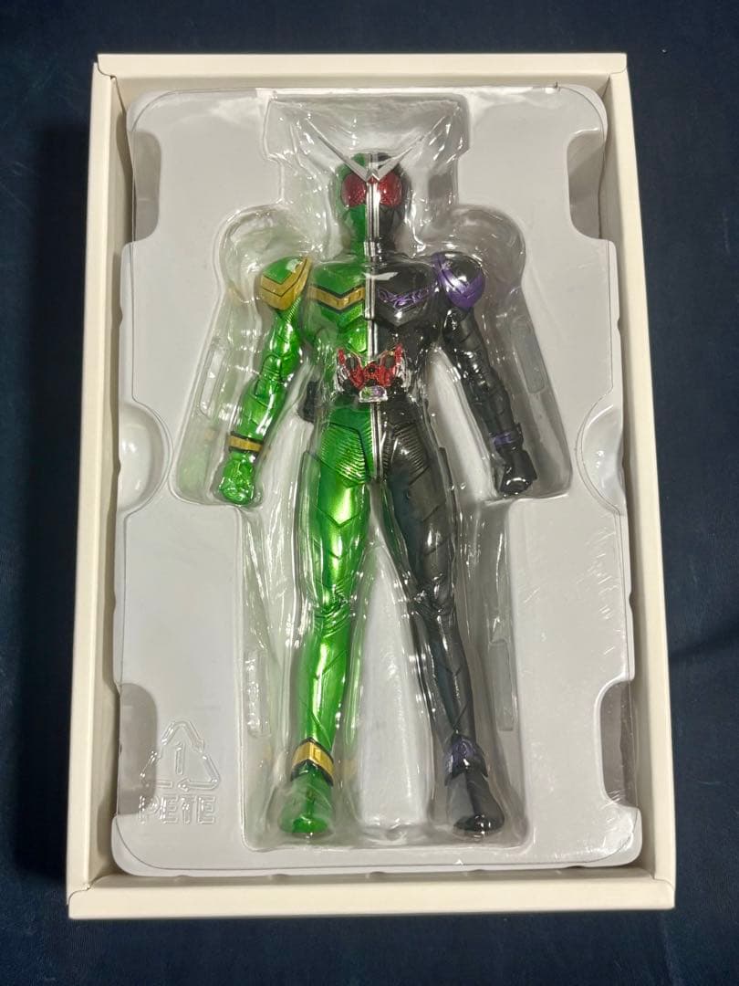 仮面ライダーW サイクロンジョーカー 真骨彫 ※欠品有り