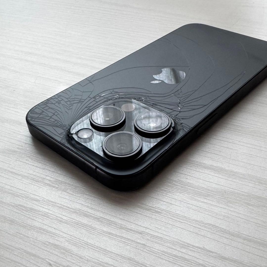 スマートフォン本体 Apple iPhone 15 pro