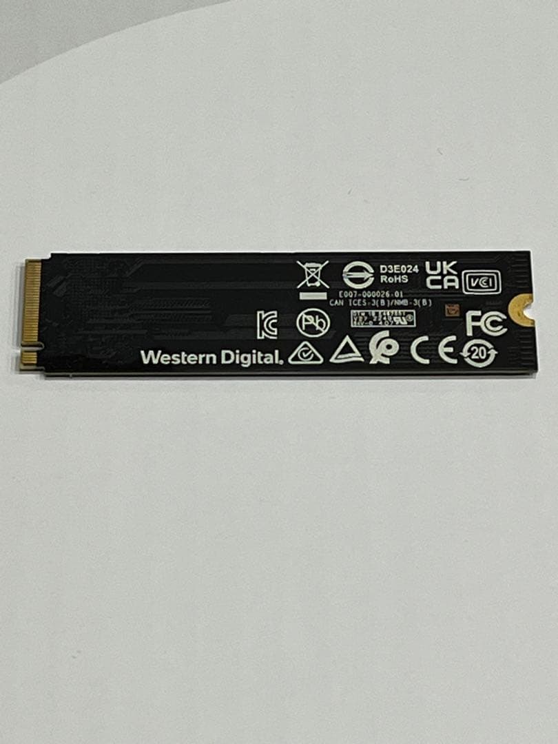 ウエスタンデジタル 内蔵SSD 1TB WD Black SN770