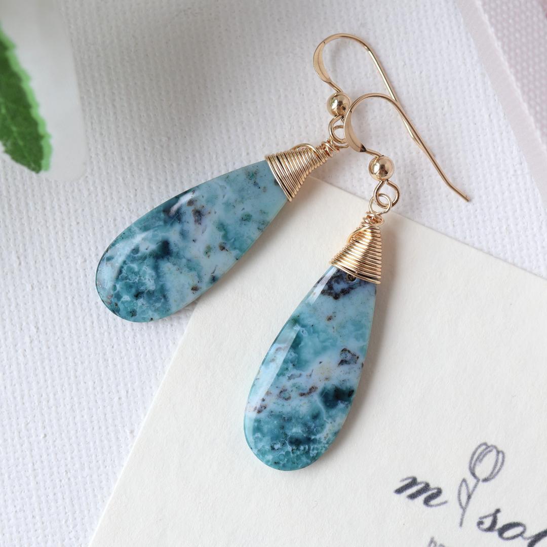 クリソコラピアス/イヤリング　14kgfピアス　大ぶりピアス　ブルー　波　夏　旅