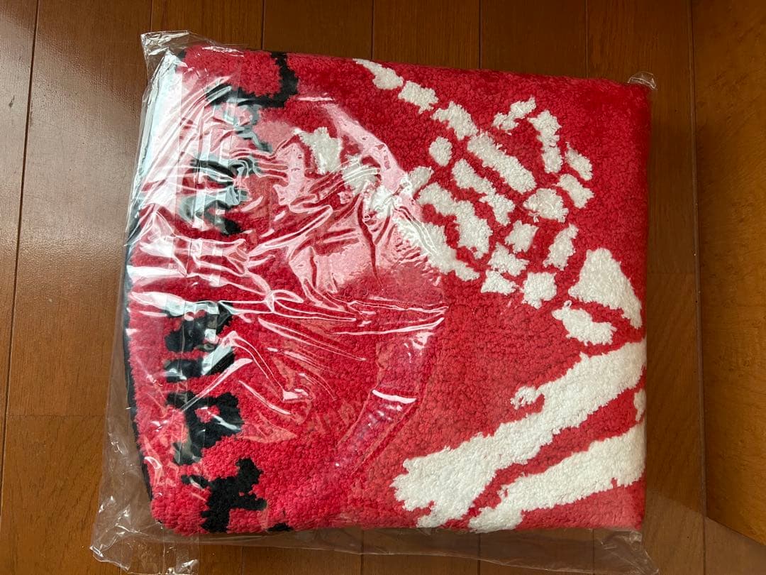 【新品未使用】マキシマムザホルモン　ラグマット　赤