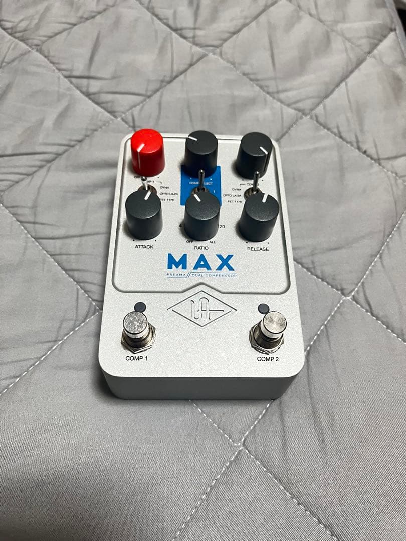 ギター UAFX MAX Preamp & Dual Compressor