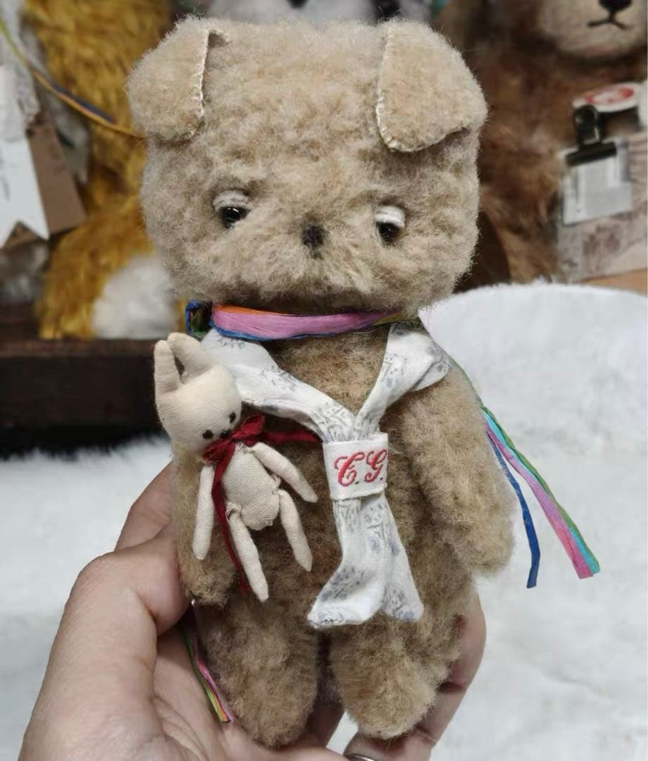 眠たそうな仔犬ちゃん アーティストベア 海外作家様 ハンドメイド ぬいぐるみ
