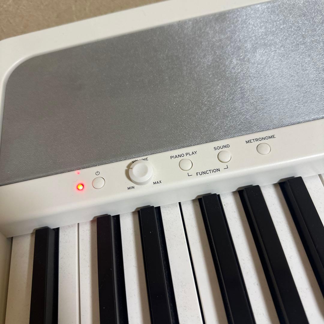 【値切OK】ジャンク KORG B1ピアノ ホワイト 椅子とピアノ台は別売