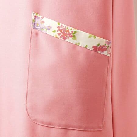 LAURA ASHLEY 介護・医療 エプロン 2セット