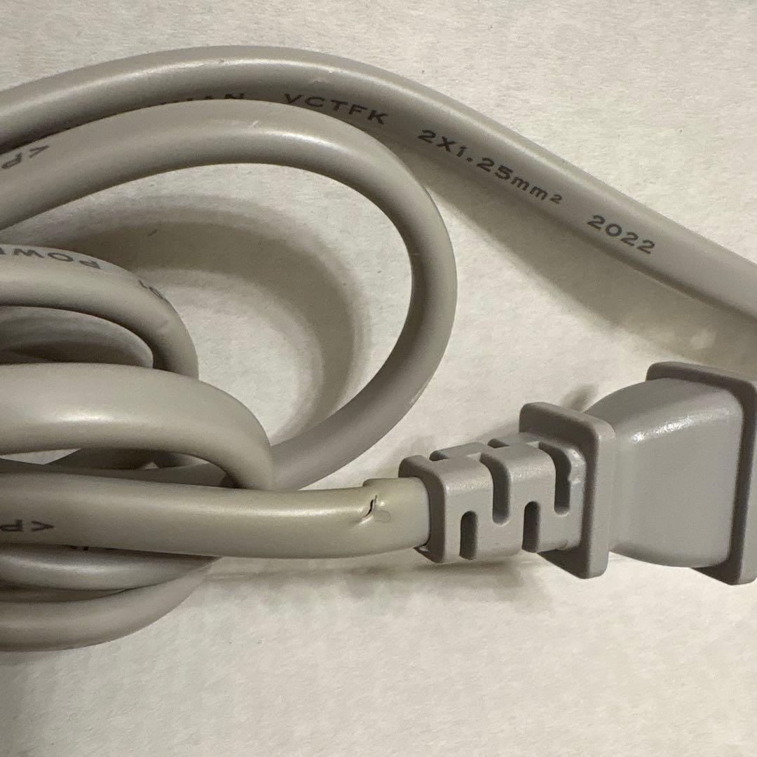 KINUJO ヘアドライヤー グレー 収納ケース付き