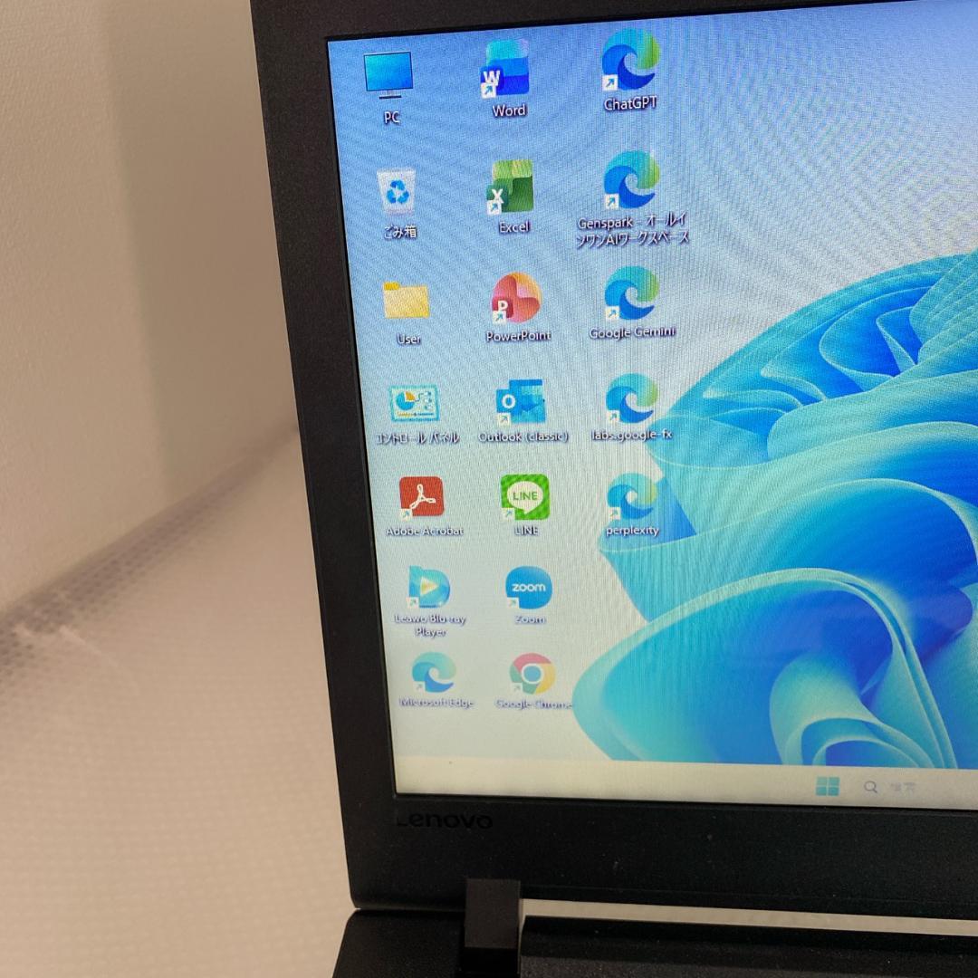 美品 ノートPC Lenovo Windows11 SSD128GB メモリ8G