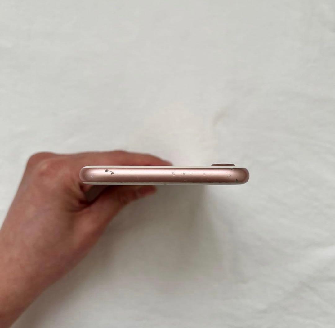 \スマホカバー付/Apple iPhone7 128GB SIMフリー