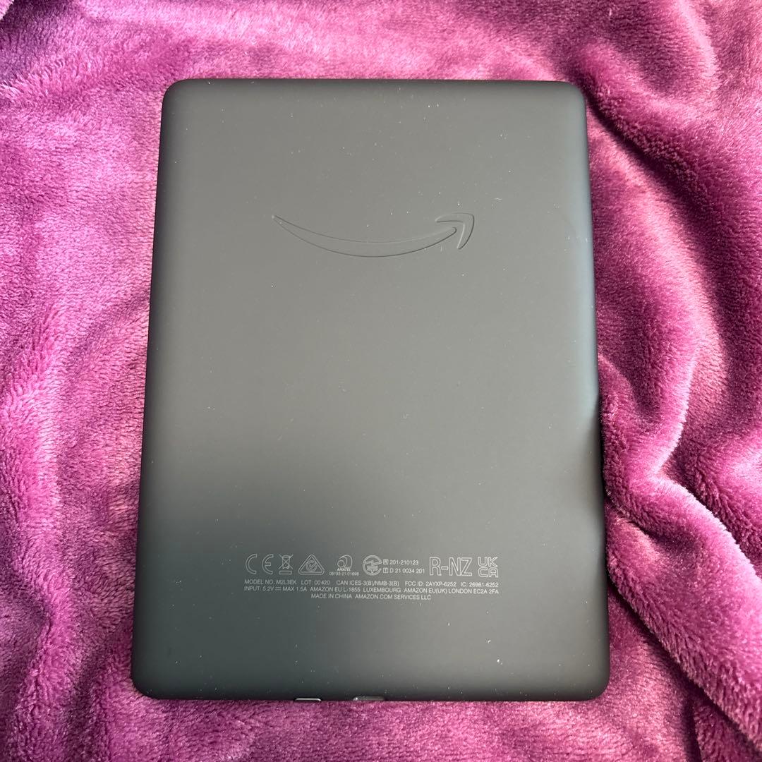 Kindle Paperwhite (16GB) 6.8インチ　11世代　超美品
