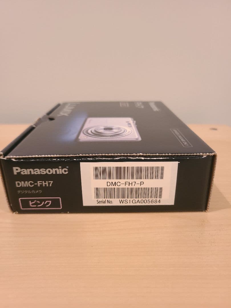 新品同様 Panasonic Lumix DMC-FH7 ピンク