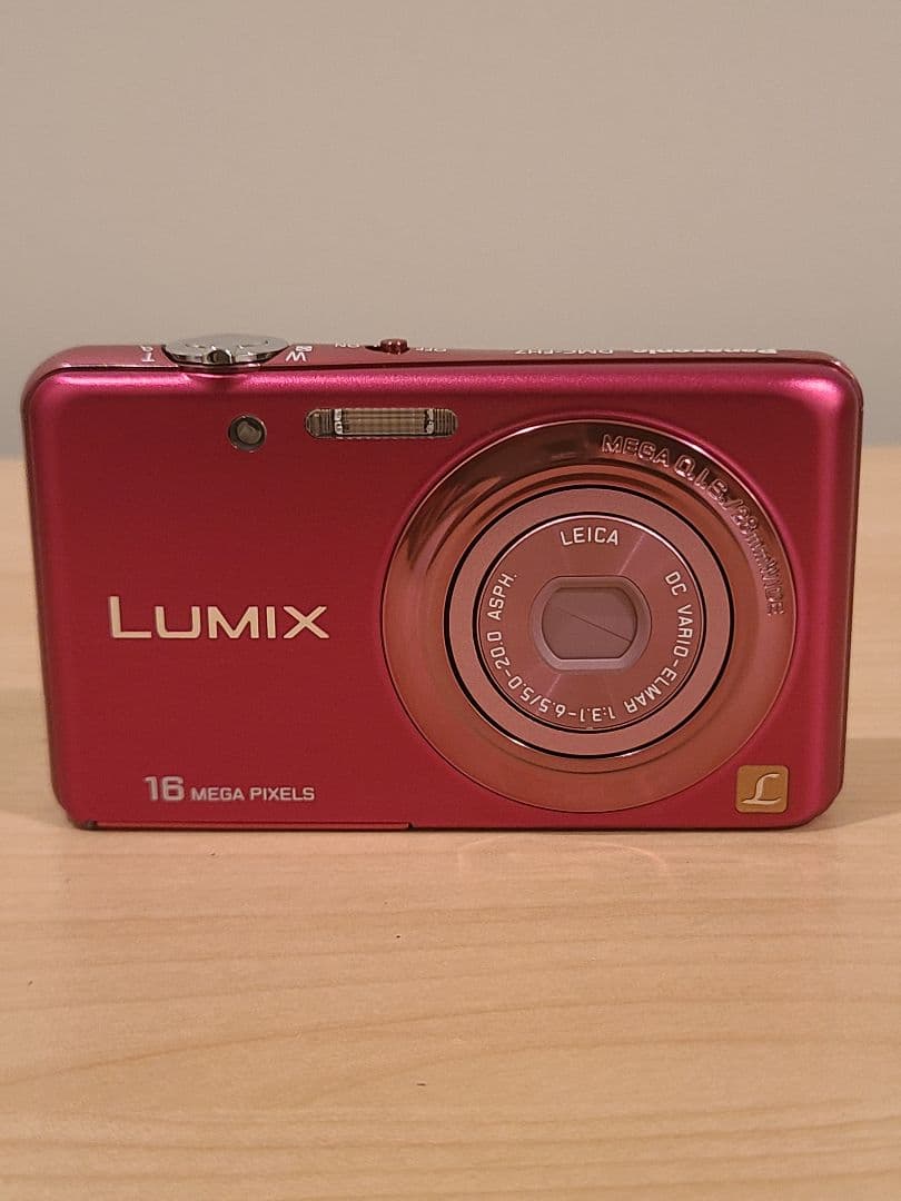 新品同様 Panasonic Lumix DMC-FH7 ピンク