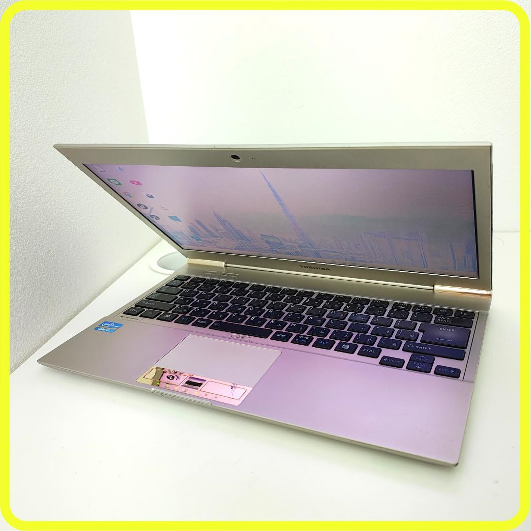 薄型軽量　Core i7⭐️windows11ノートパソコン 　SSD　542