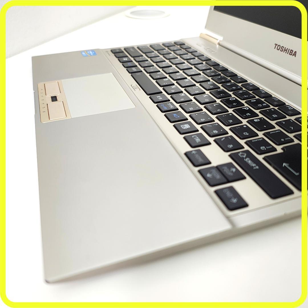 薄型軽量　Core i7⭐️windows11ノートパソコン 　SSD　542