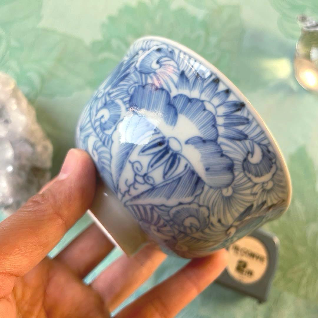 古伊万里　染付　花弁紋　蓋付ご飯茶碗