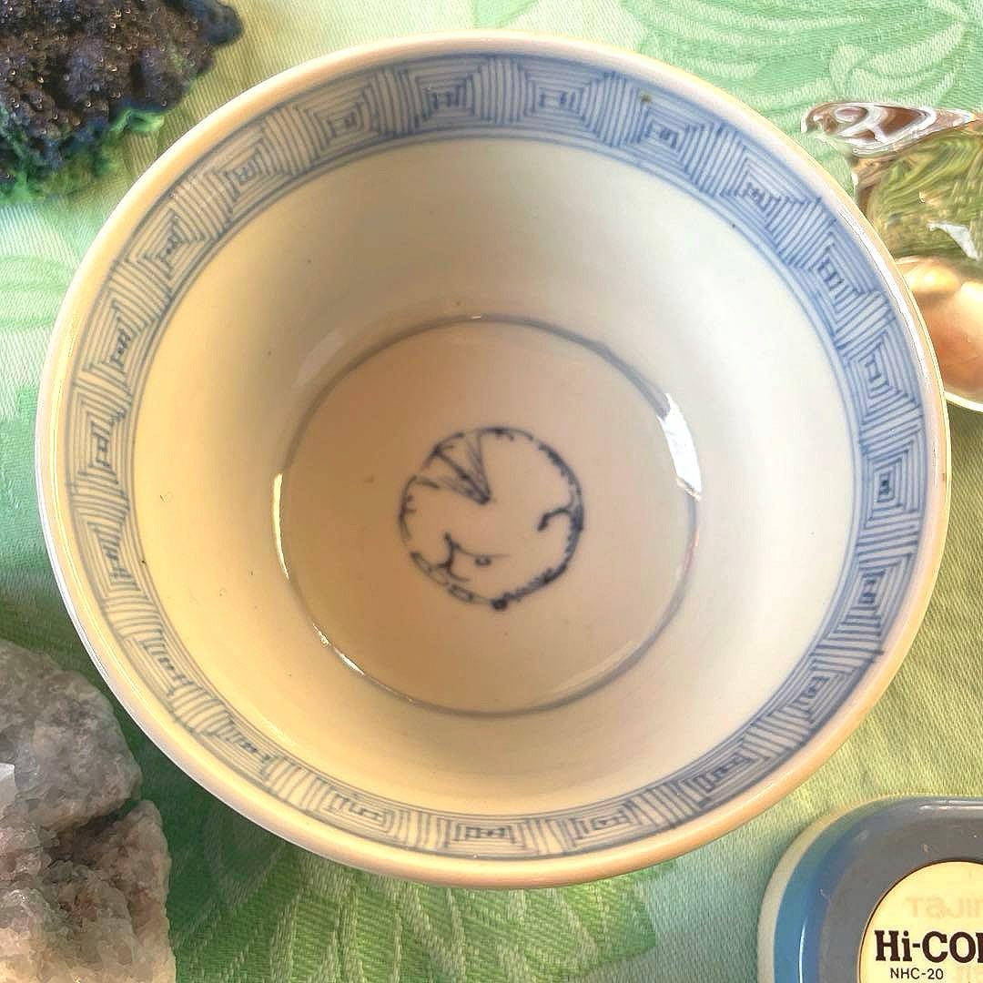 古伊万里　染付　花弁紋　蓋付ご飯茶碗