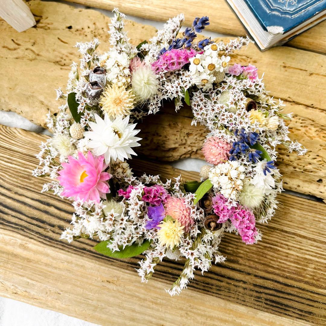 ドライフラワーリース　ドライフラワースワッグ　ユーカリ　ラナンキュラス  紫陽花