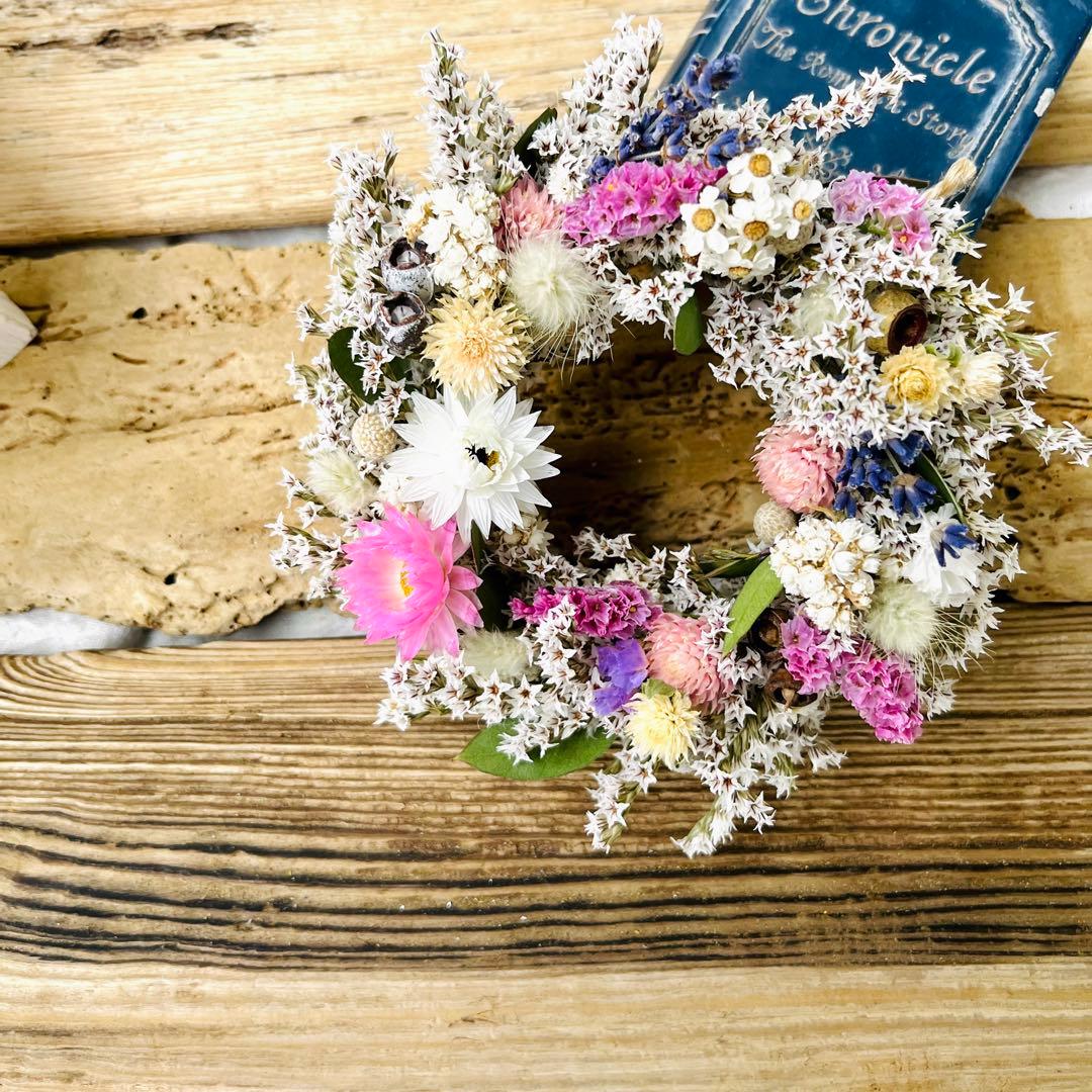 ドライフラワーリース　ドライフラワースワッグ　ユーカリ　ラナンキュラス  紫陽花