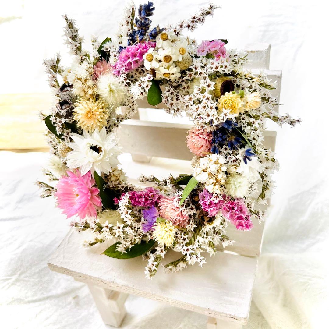 ドライフラワーリース　ドライフラワースワッグ　ユーカリ　ラナンキュラス  紫陽花