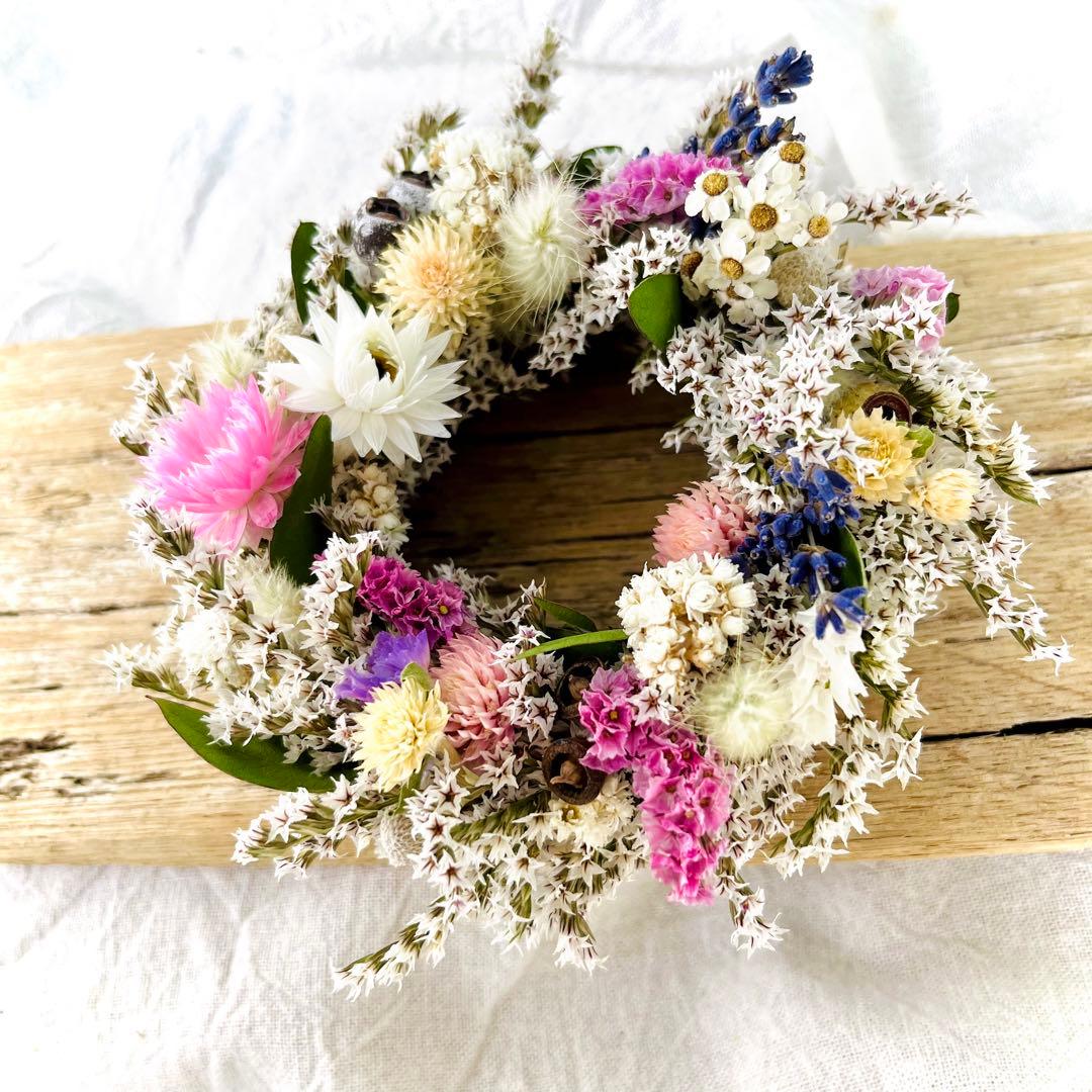 ドライフラワーリース　ドライフラワースワッグ　ユーカリ　ラナンキュラス  紫陽花