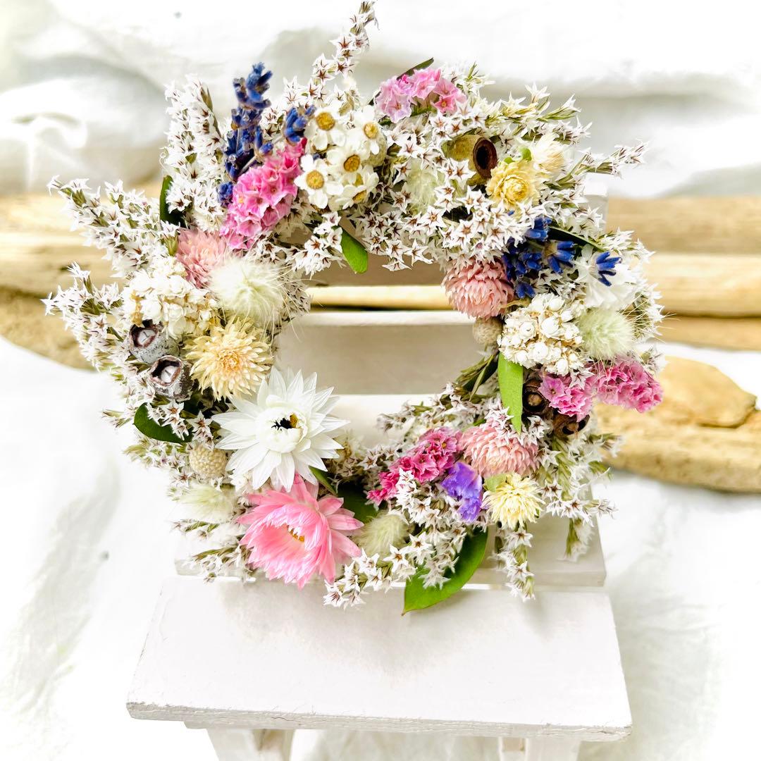 ドライフラワーリース　ドライフラワースワッグ　ユーカリ　ラナンキュラス  紫陽花