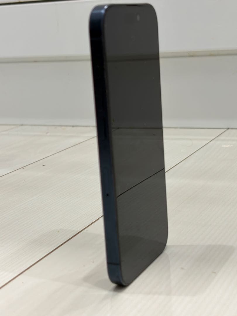 Apple iPhone 15 Pro ブルーチタニウム　本体