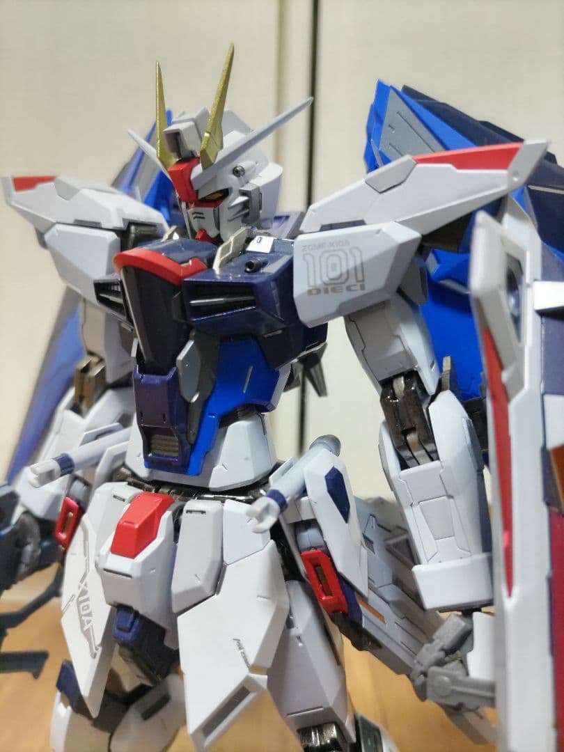 メタルビルド　フリーダムガンダム CONCEPT 2  SPARKLE