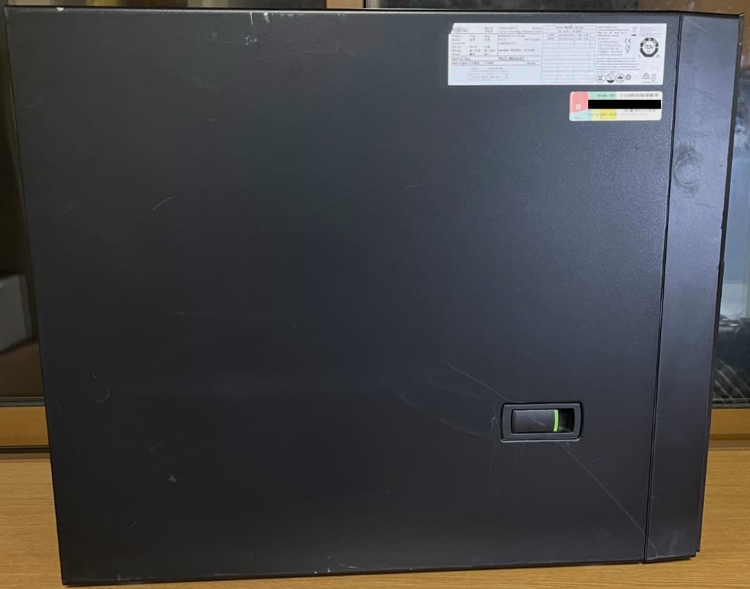 富士通Server PRIMERGY TX1330 M4 Xeon E-2124