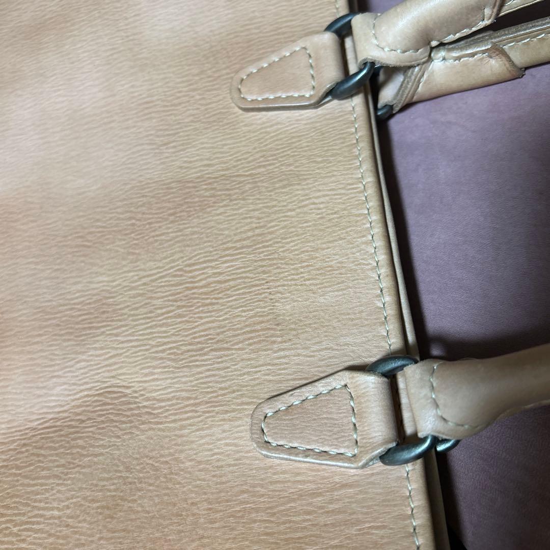 ヌメ革　総手縫　トートバッグ 大きめ　タンニン鞣し