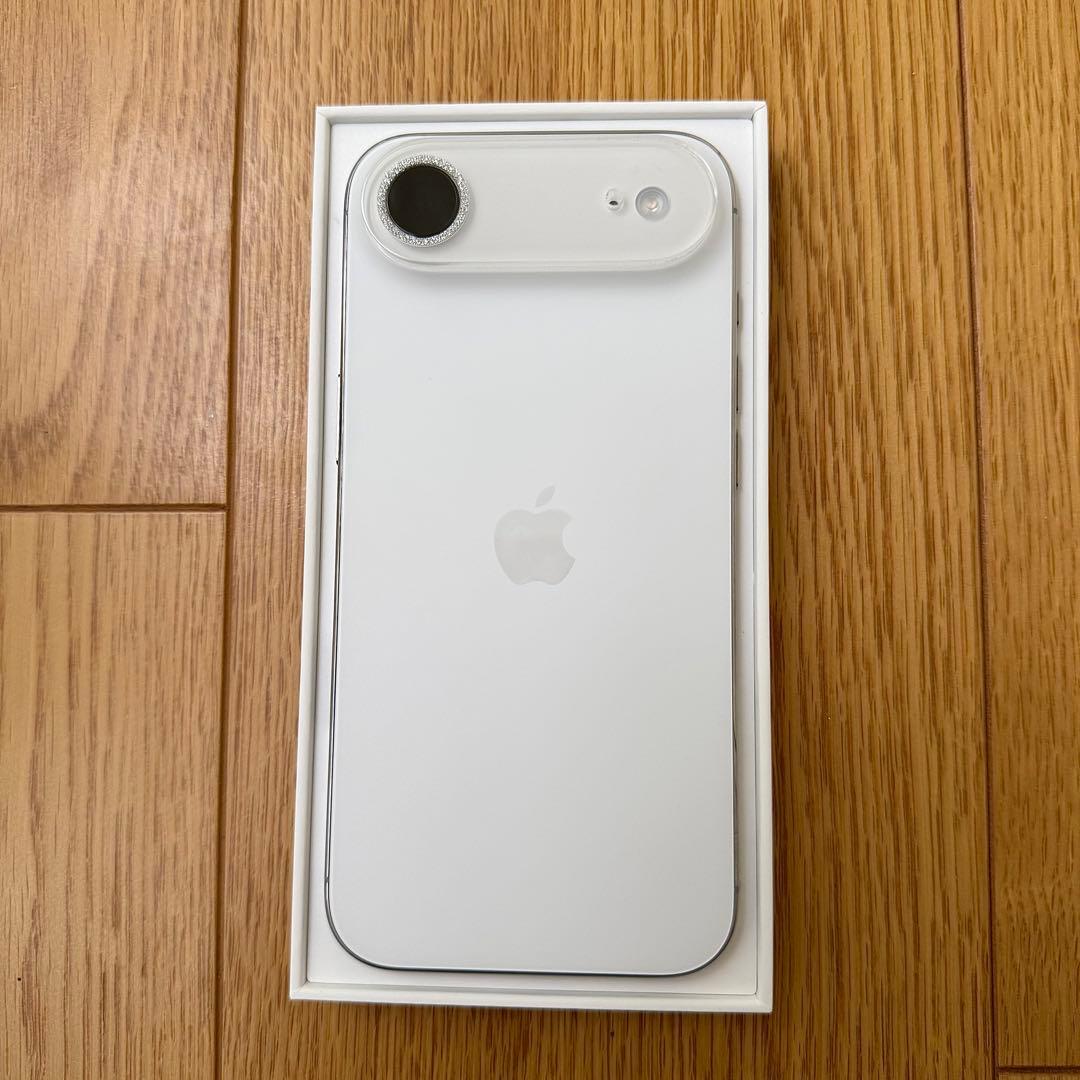 【1日のみ使用】iPhoneAir クラウドホワイト 256GB アップル
