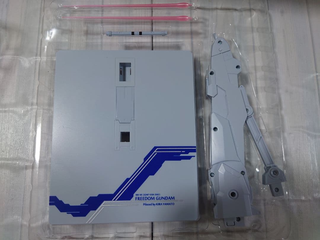 メタルビルド フリーダムガンダムcomcept2　ジャスティスガンダム 　セット