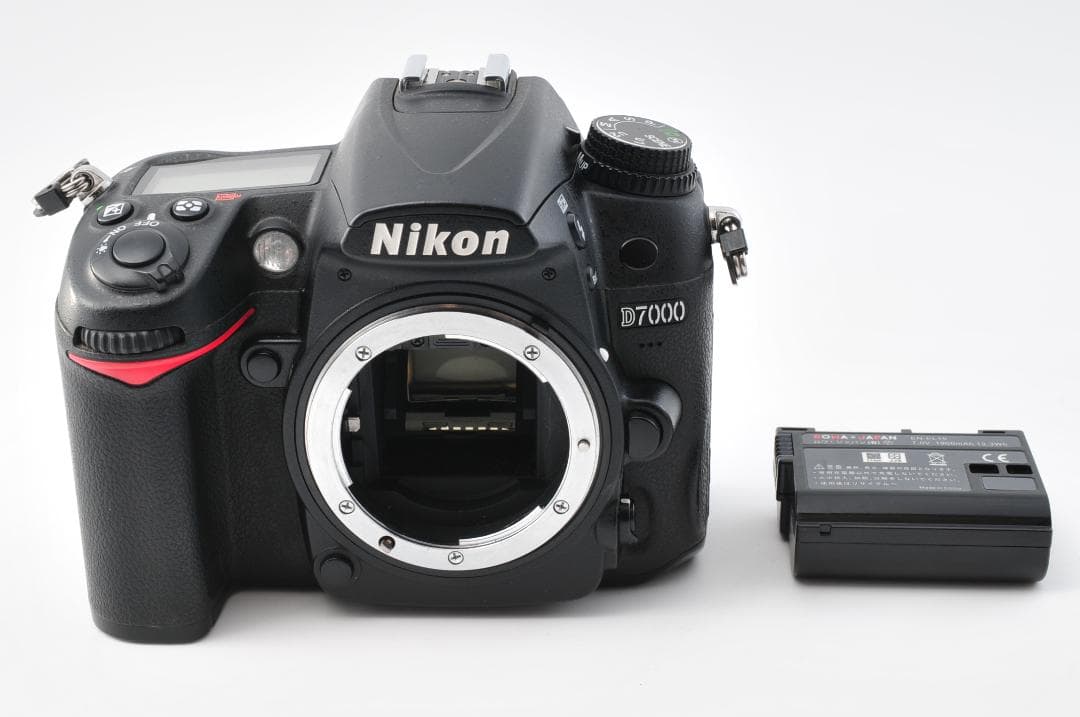 Nikon ニコン D7000 ボディ デジタル一眼レフカメラ #1347