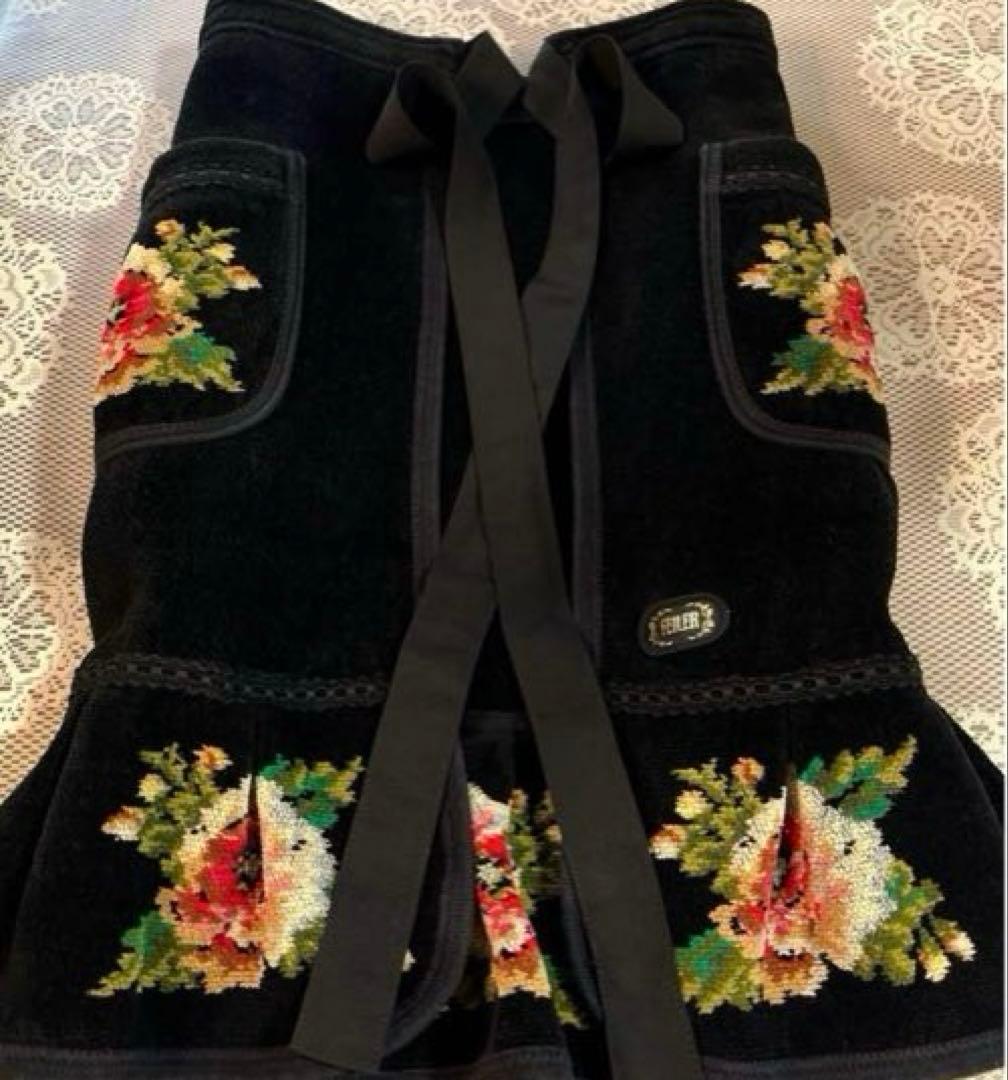 ーFEILERー 【極美品】 フェイラー ブラック　薔薇柄エプロン